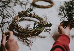 Art Masterclass: Natural Willow Wreath Making